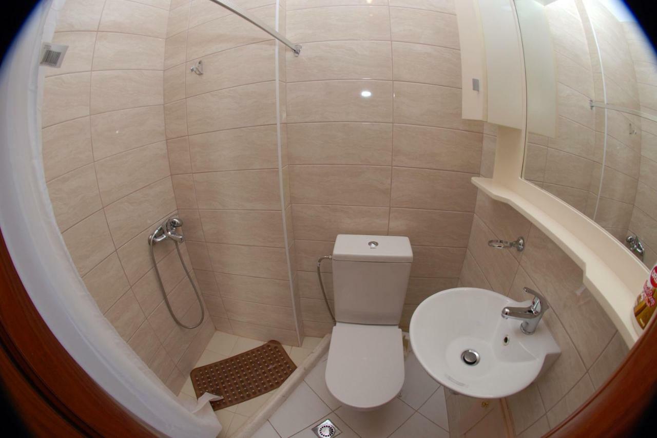 Апартаменти Azzura Flats Саранда Екстер'єр фото